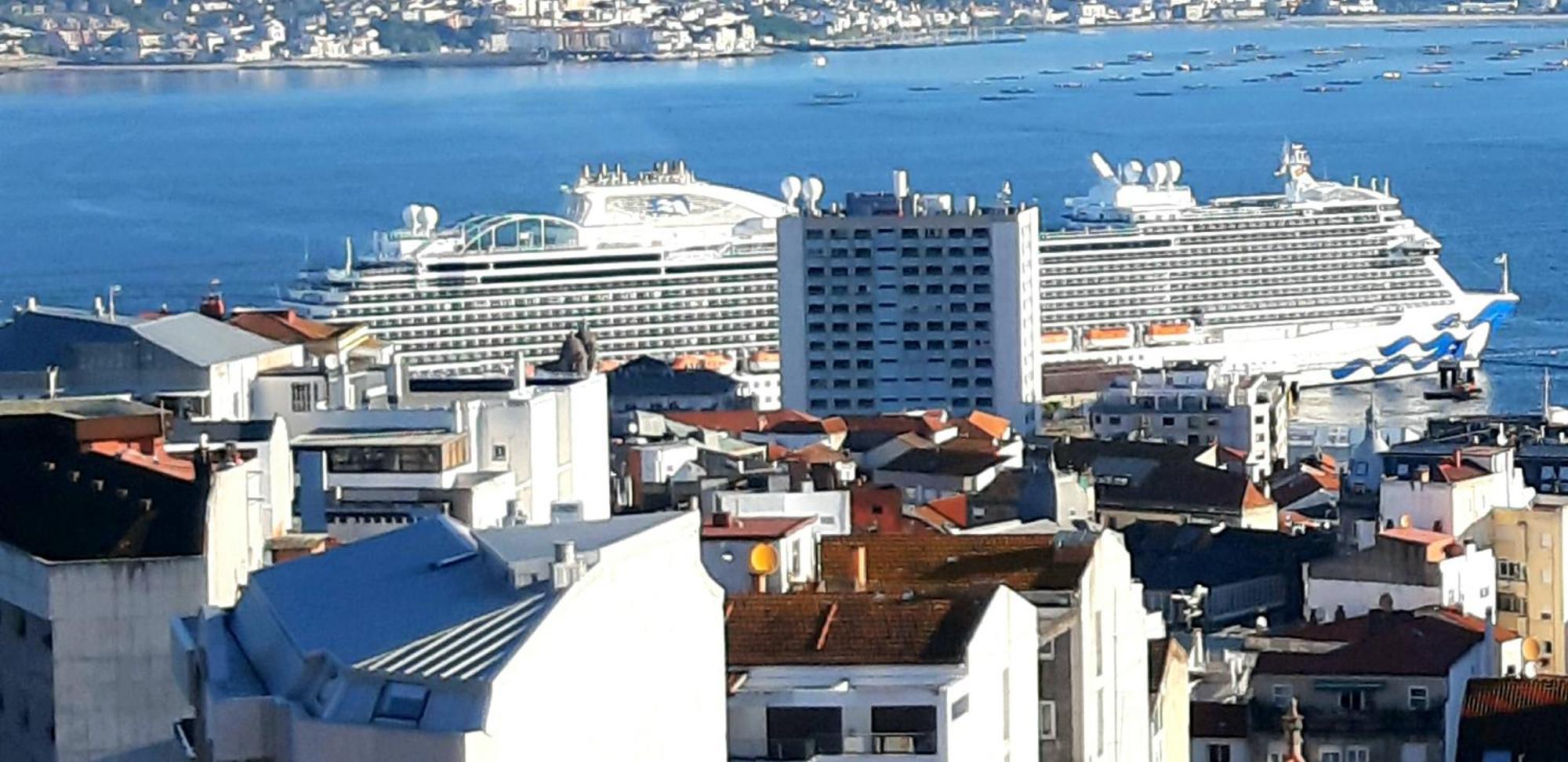 Vistas A La Ria Y Garaje En El Castro, Centro Vigo Leilighet Eksteriør bilde